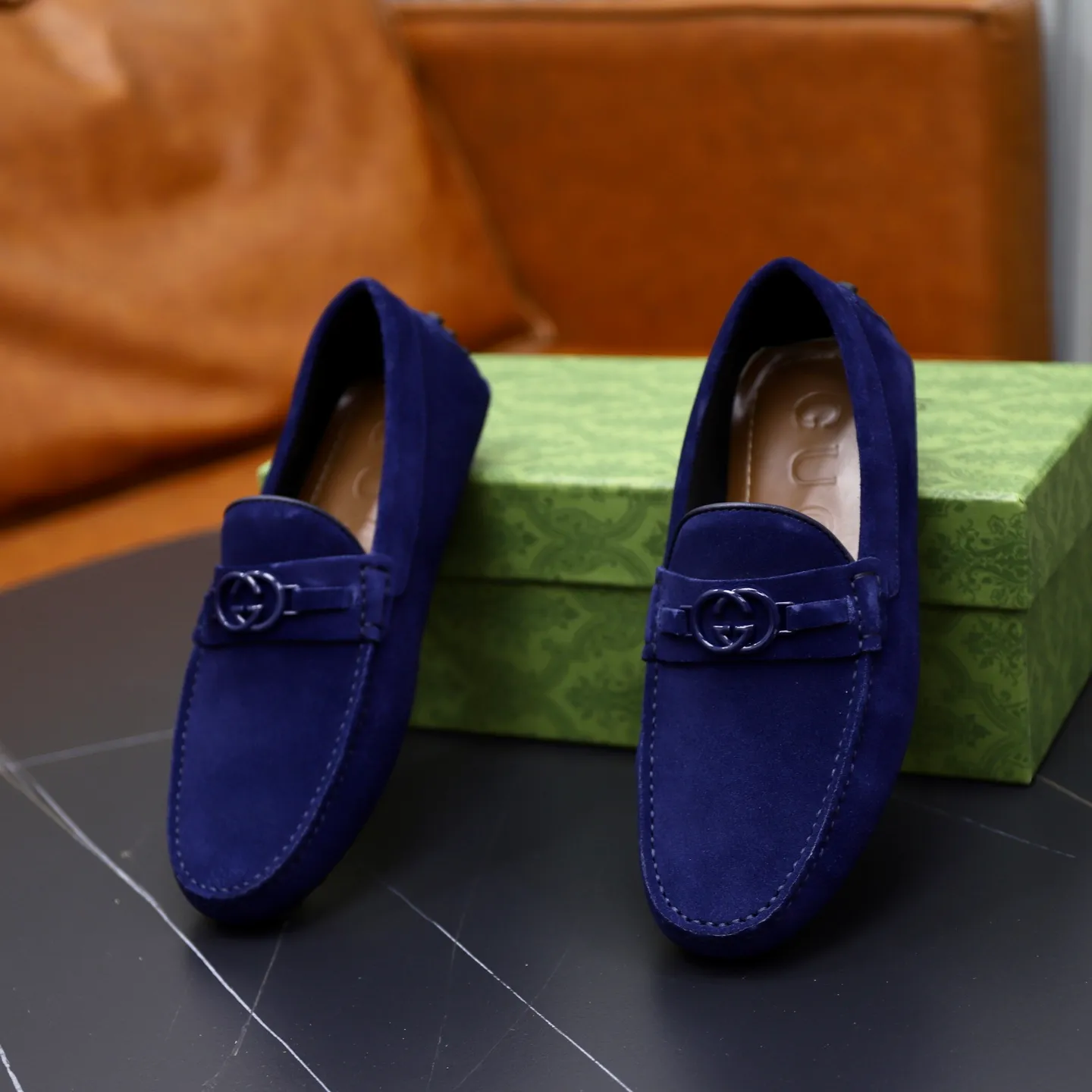 Ex-factory price: 460💰[GUCCI] Gucci ⚠️High-end men’s driving and pedal series ⚠️38-44 (customized for 45) ⚠️All original cowhide leather! Thick and soft! Made entirely of calfskin lining! Rubber sheet anti-slip beanie sole! Three-dimensional package technology! Fashionable and classic! Handicrafts! Original high quality! Feel free to compare!